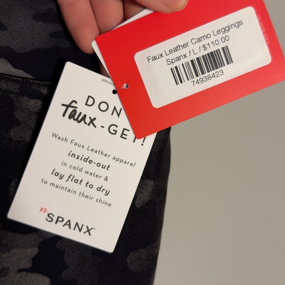 NWT Spanx Faux Leather Metallic Camo Leggings Women’s Size Large - Picture 10 of 11